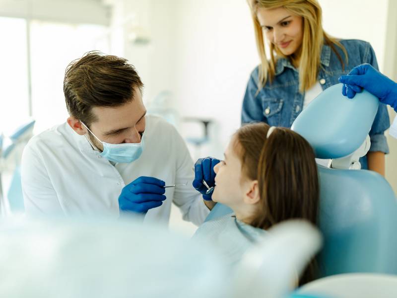 How Do I Choose the Right Family Dentist?