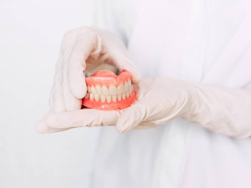 How Many Teeth Can be Replaced With a Dental Bridge?