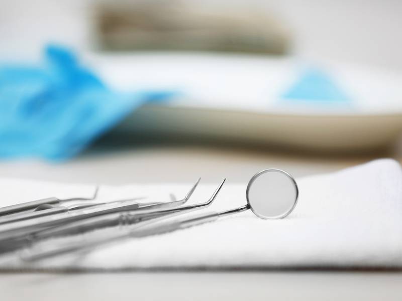 Why Should I Visit a Dentist Regularly?