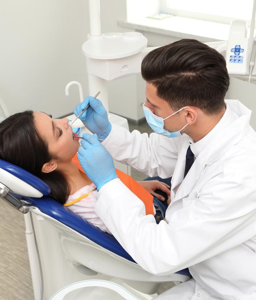 Oral Cancer Screening: Recognizing Symptoms Through Thorough Examination